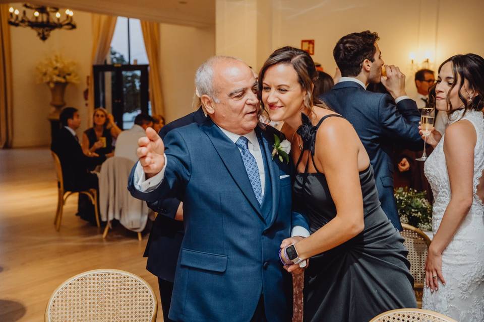 Lorena Celebra con Encanto