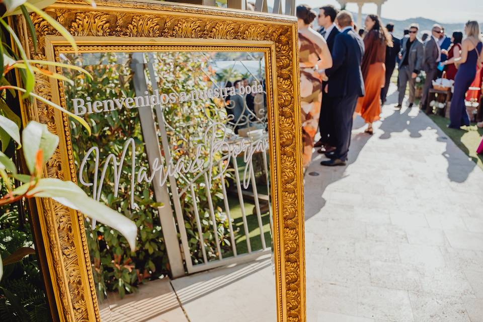 Lorena Celebra con Encanto