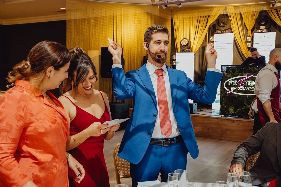 Lorena Celebra con Encanto