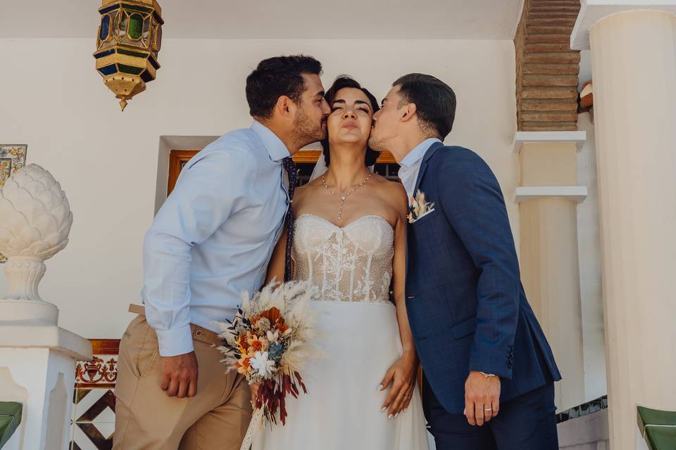 Lorena Celebra con Encanto