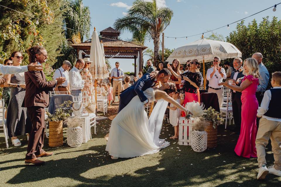 Lorena Celebra con Encanto