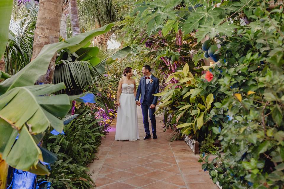 Lorena Celebra con Encanto