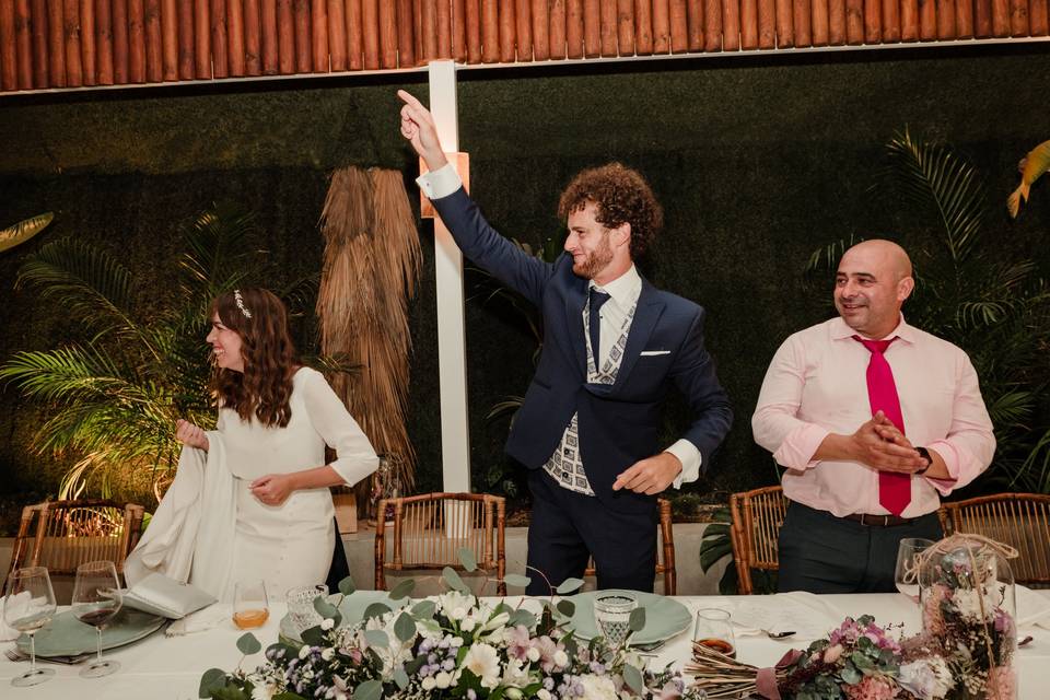Lorena Celebra con Encanto
