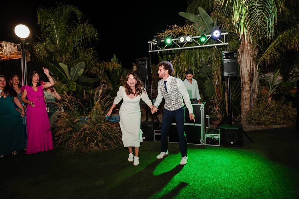 Lorena Celebra con Encanto