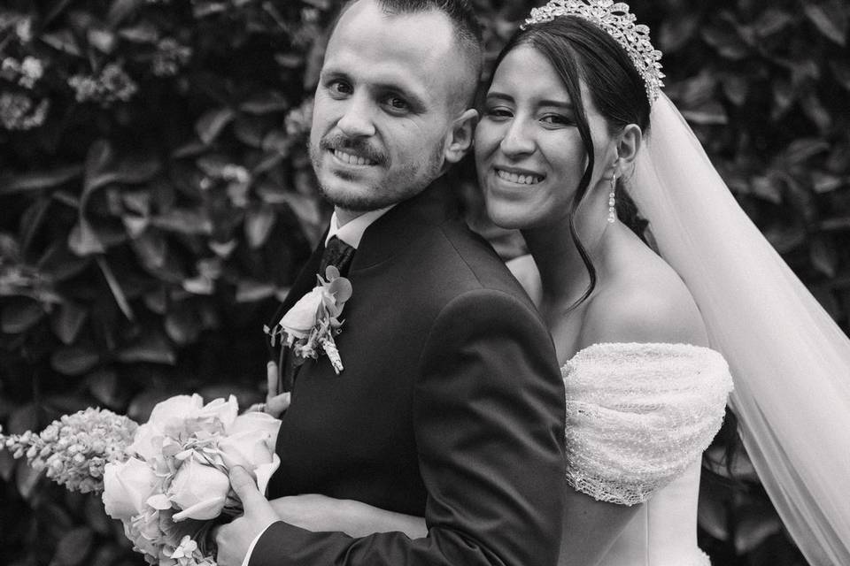 Lorena Celebra con Encanto