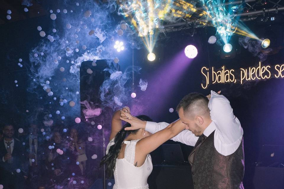 Lorena Celebra con Encanto