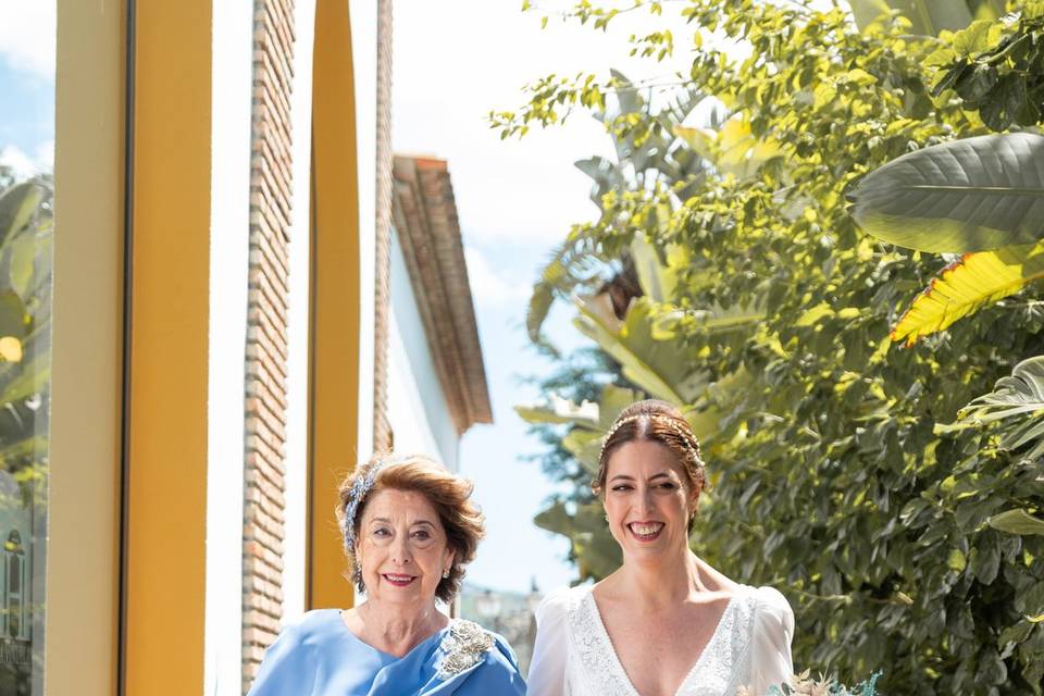 Lorena Celebra con Encanto