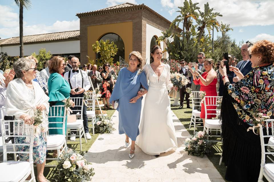 Lorena Celebra con Encanto