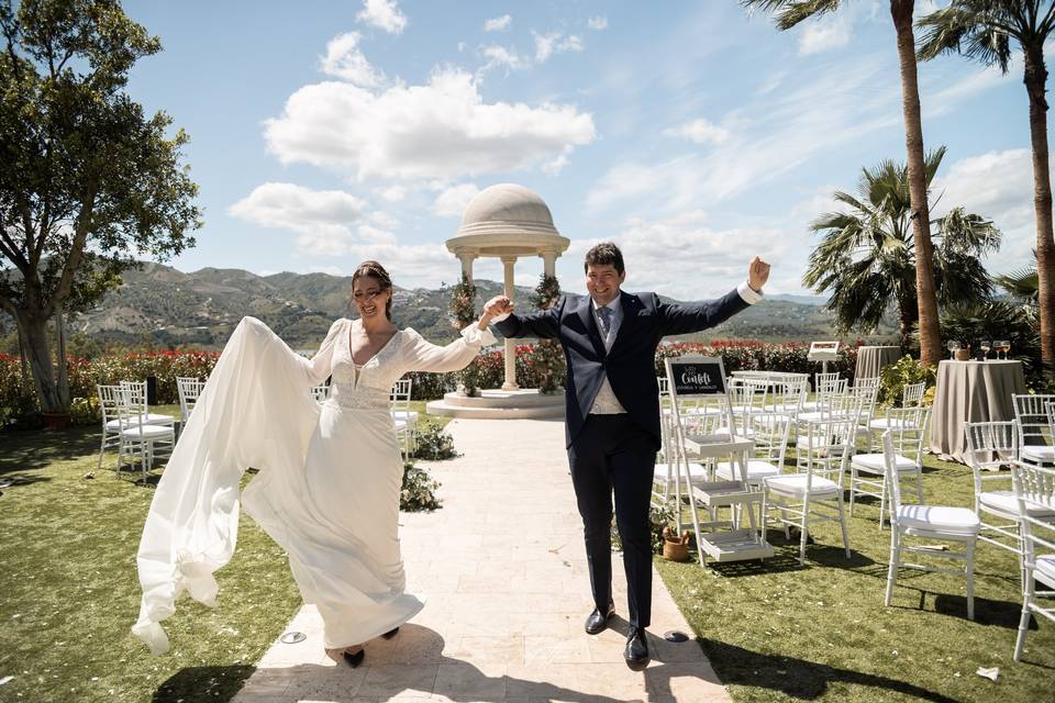 Lorena Celebra con Encanto