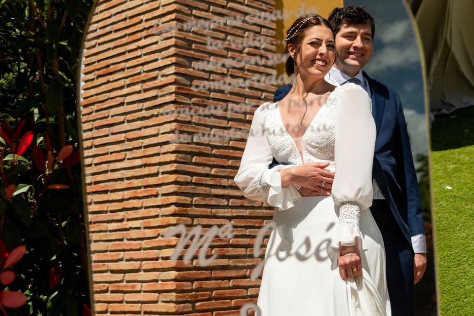 Lorena Celebra con Encanto