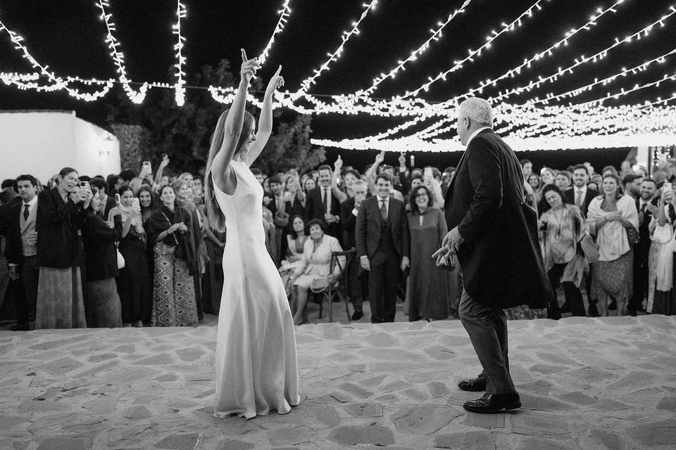 Lorena Celebra con Encanto
