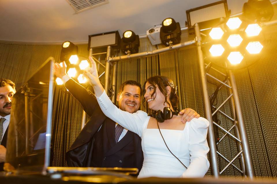 Lorena Celebra con Encanto