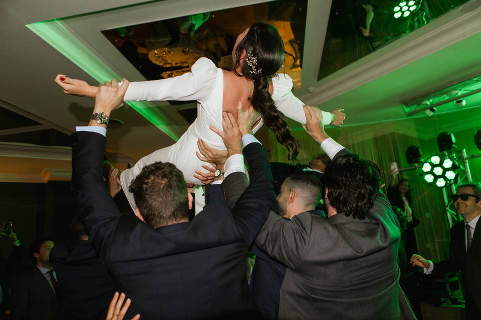 Lorena Celebra con Encanto