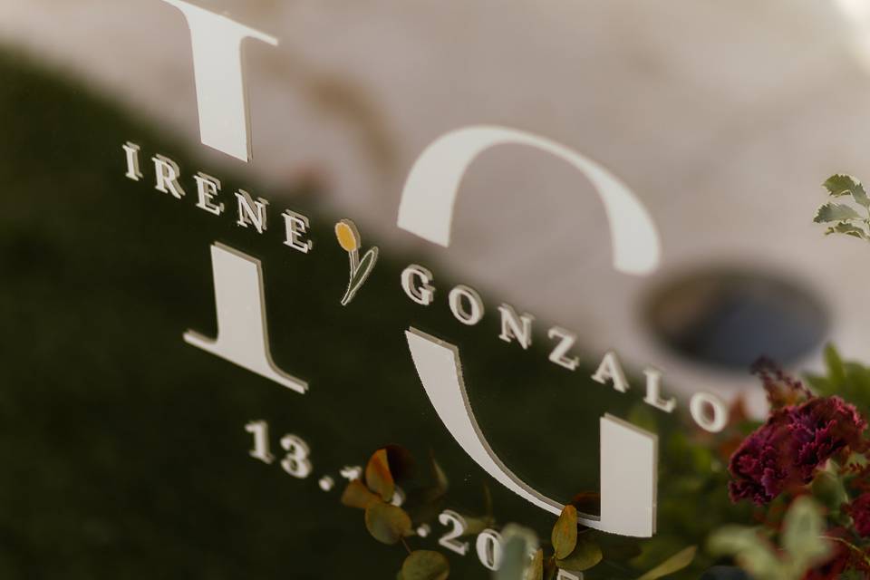 Lorena Celebra con Encanto