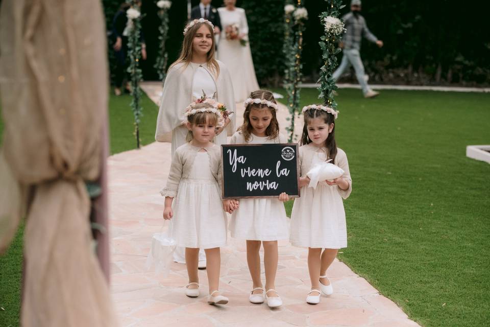 Lorena Celebra con Encanto