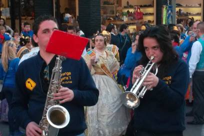 Tocando en Las Fallas