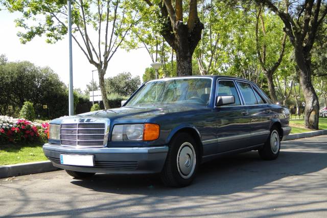 Mercedes-Benz 300 SE