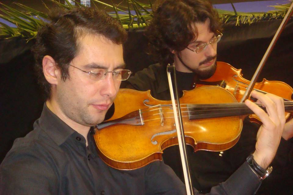 Dos violines