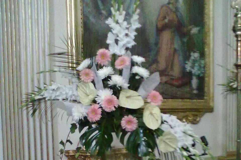 Centro lateral para altar