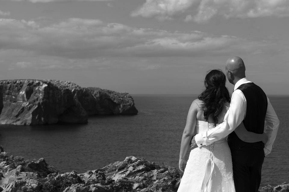 Postboda, mirando al mar