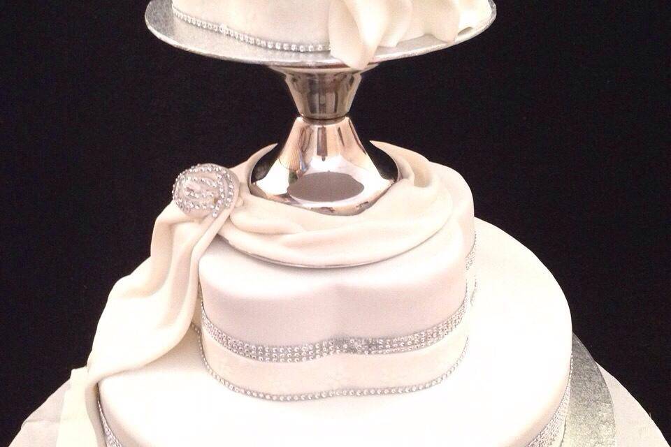 Tarta con pedestal