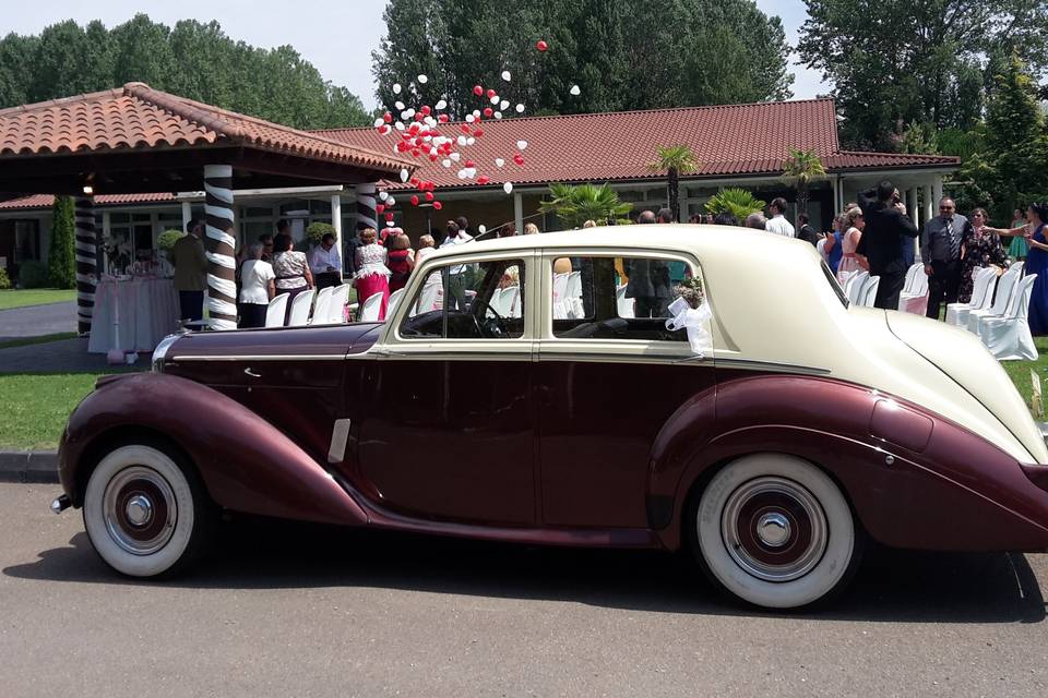 Bentley R Type 1956