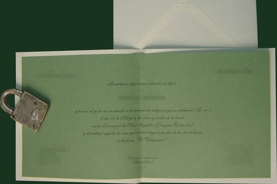 Invitación en color verde