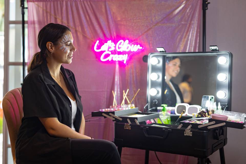 Glitter bar
