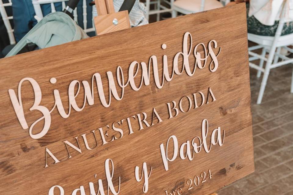 Cartel bienvenida