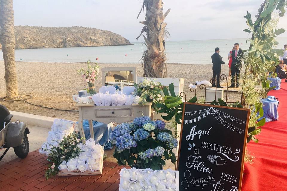 Decoración de boda en la playa