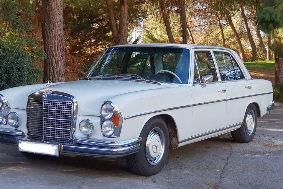 Mercedes Clase S años 60