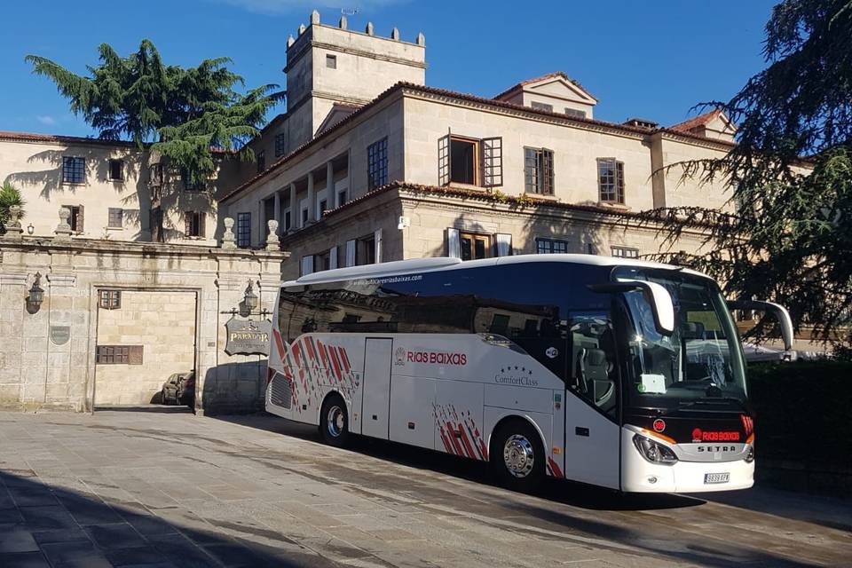 Autobús en Parador de Pontevedra