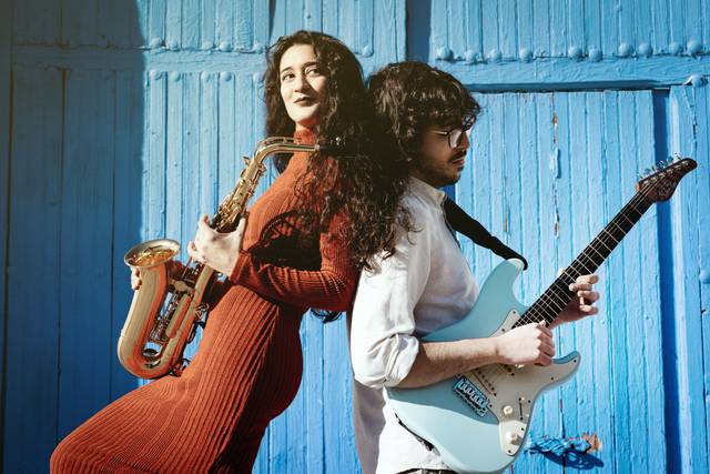 96. Saxofón y Eléctrica