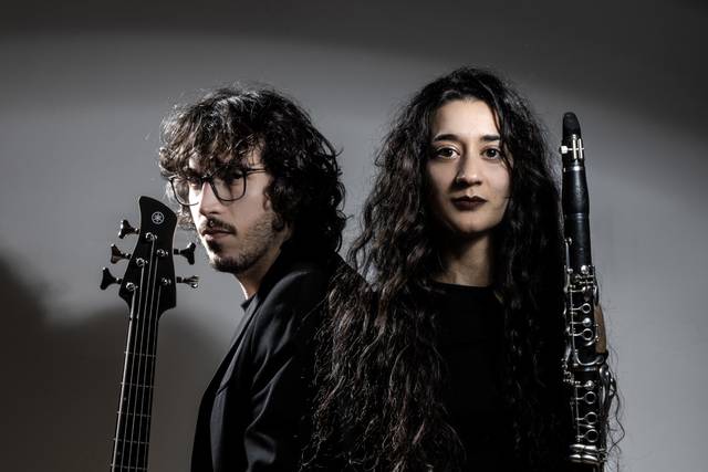 96. Clarinete y Bajo