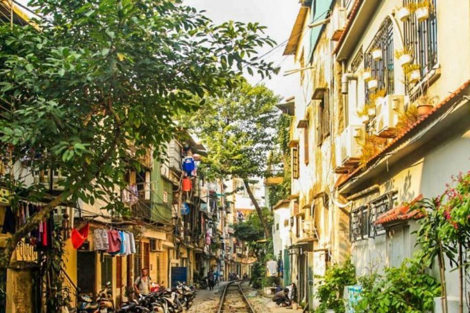 Hanoi Train Street