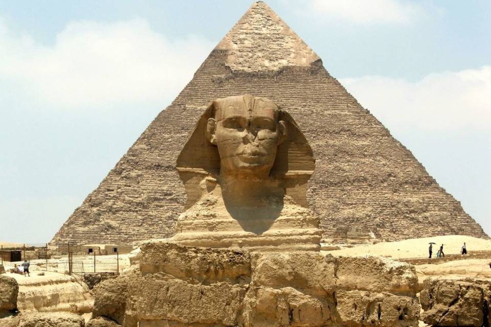Pirámide de Giza y esfinge