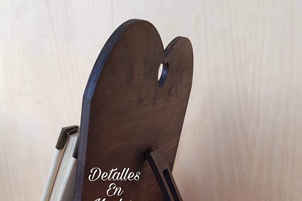 Detalles en Madera DJ