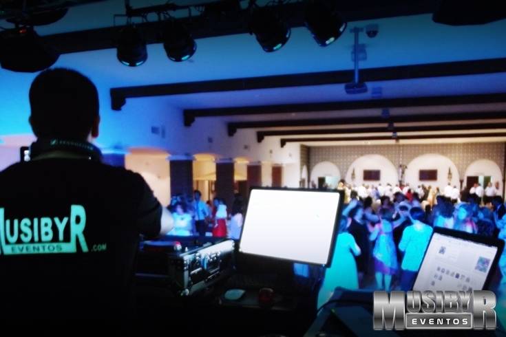 Servicio de DJ para bodas