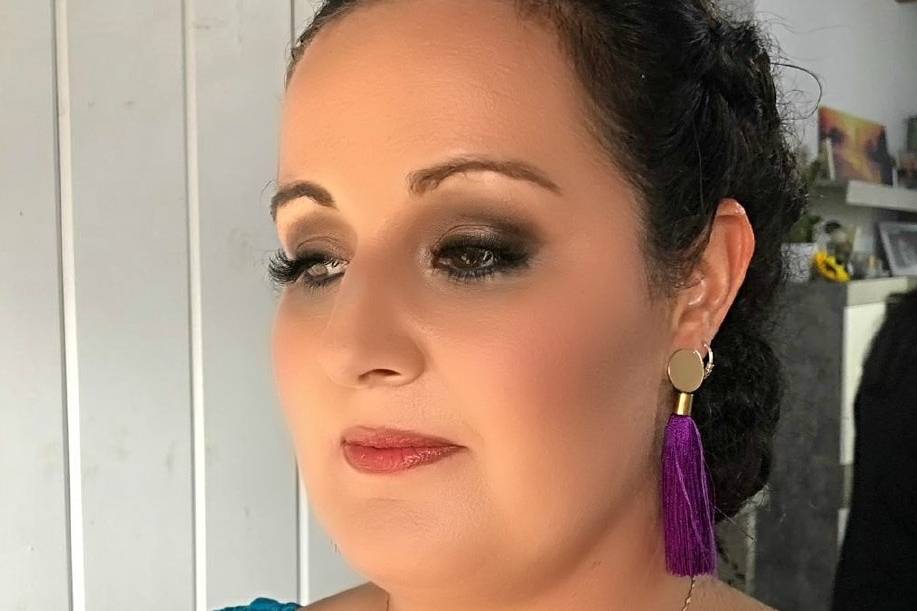 Maquillaje y peluquería de invitada