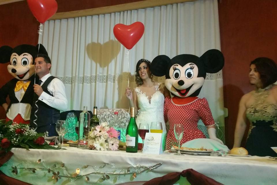 Sorpresa Mickey y Minnie