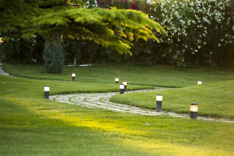 Detalle de celebración en los jardines