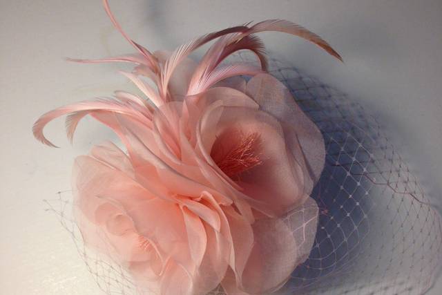 Tocado flores organza