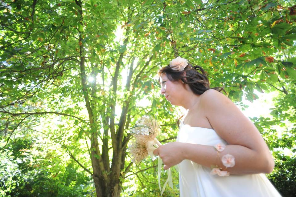 Corona de flores de organza