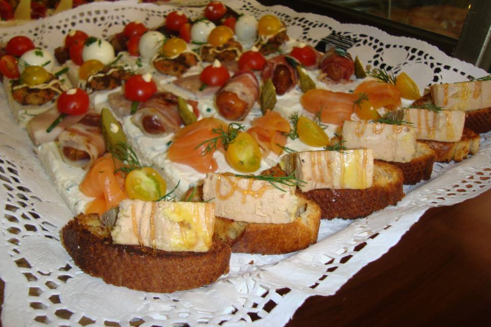 Canapés variados