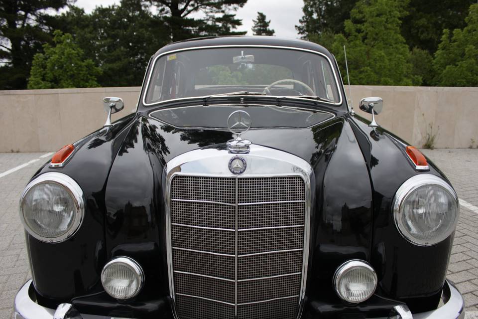 Mercedes 220S