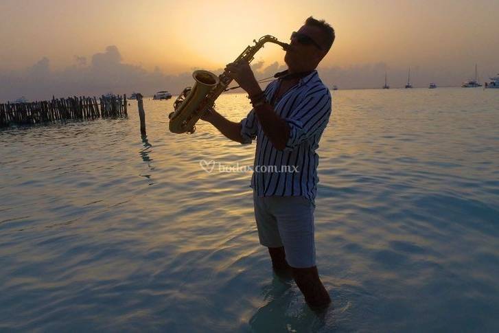 Raúl Martínez Sax