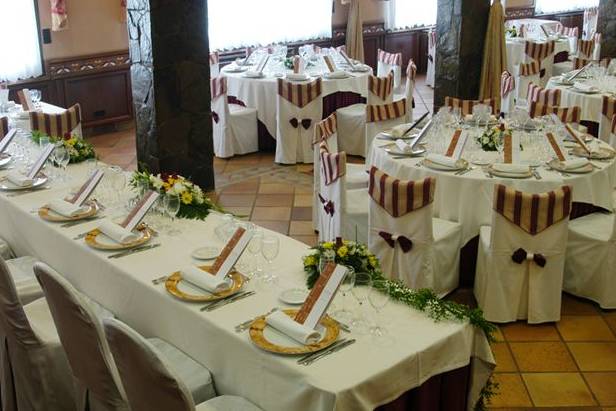 Salón para el banquete de bodas