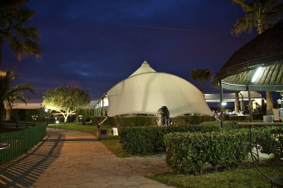 Exterior carpa