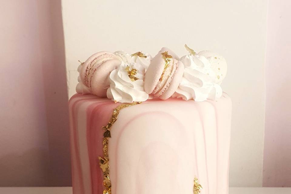 Marbled Macaron Cake