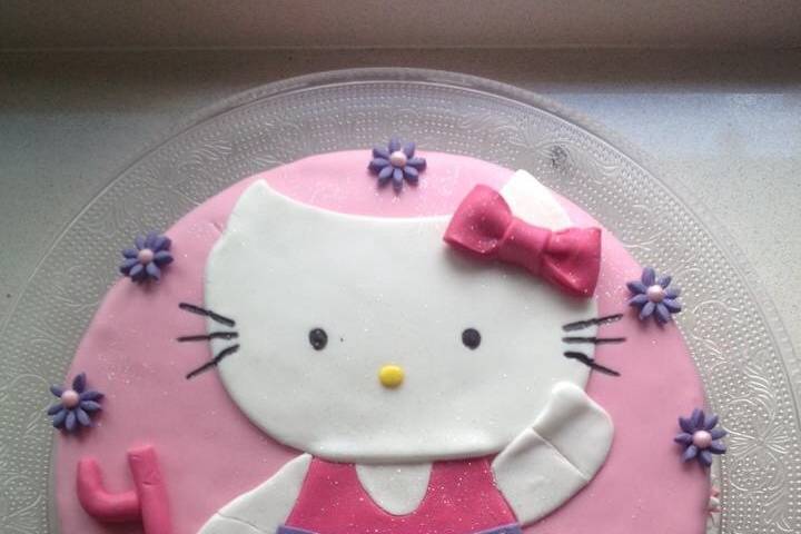 Tarta hello kitty